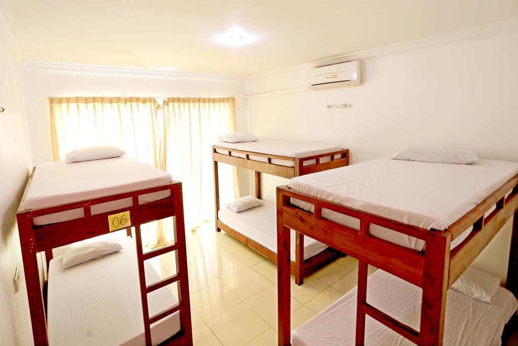Hang Tep Hostel Siem Reap Exteriör bild